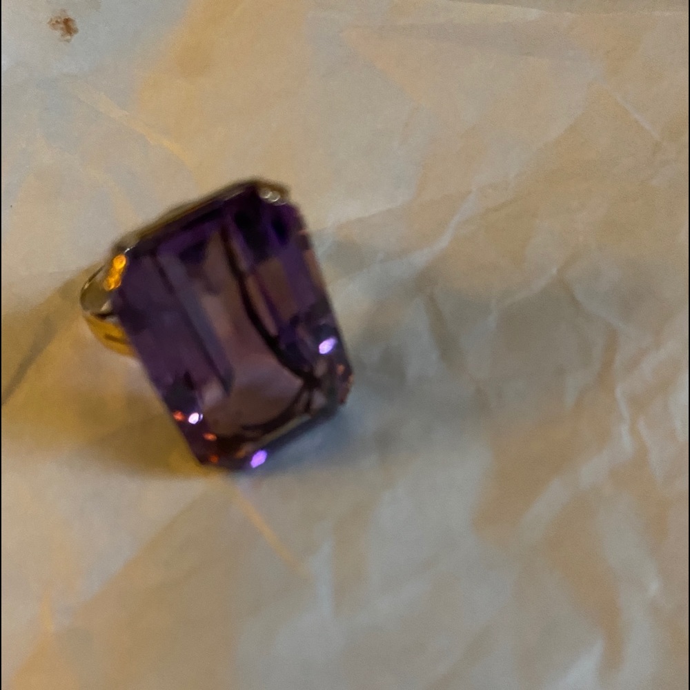 Amethyst ring 47 carats. Set in 14k. Size 6